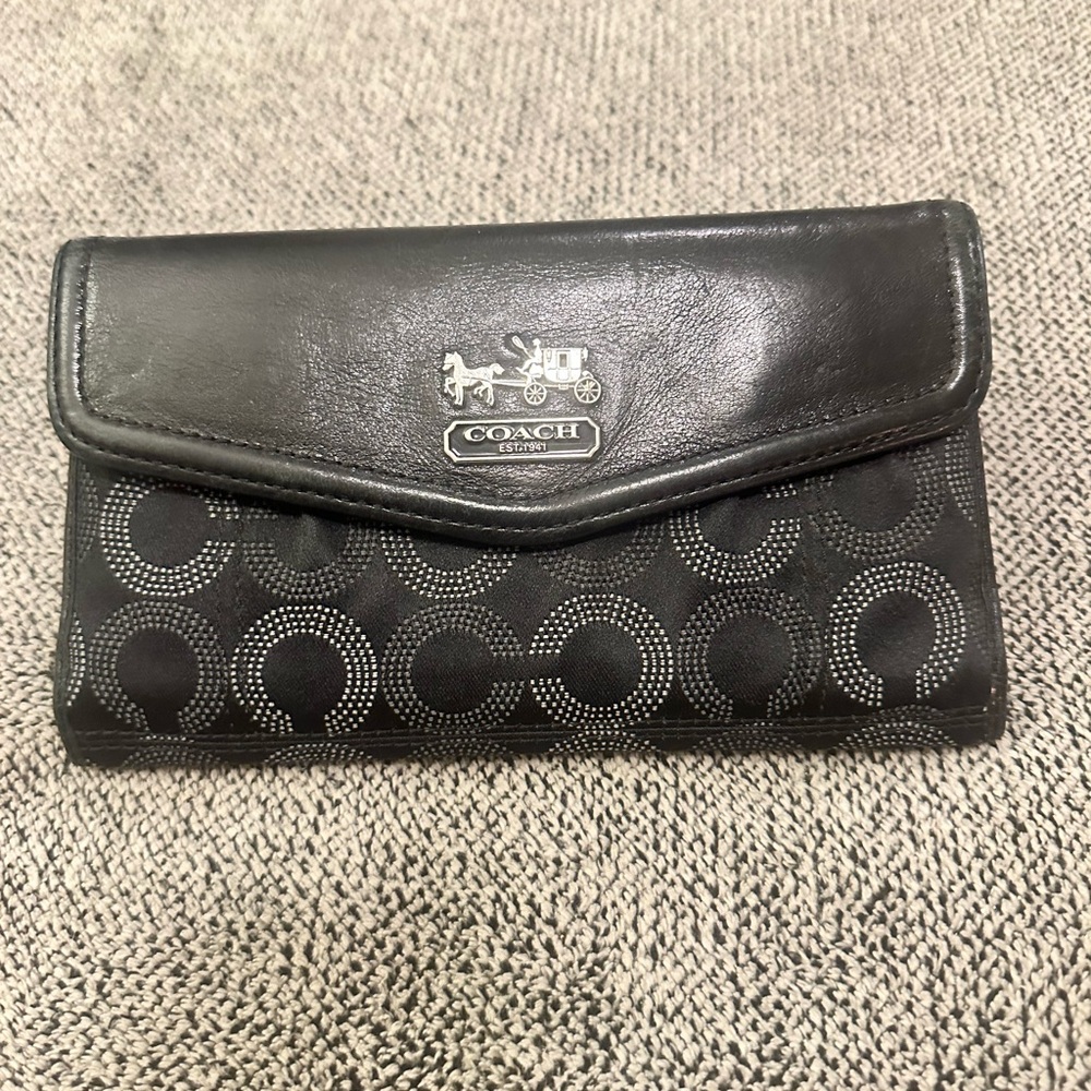 Coach black/silver wallet
